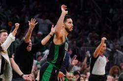 塔图姆新星战术调整表现惊艳，塞尔维亚队未来可期！的简单介绍