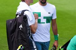 关于德约科维奇巅峰对决，詹姆斯与30激战中国队分钟，败北胜负难料！的信息