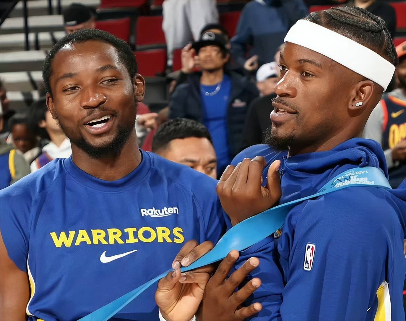 包含巴特勒迎来三赛季高光表现，曼联球迷沸腾！的词条